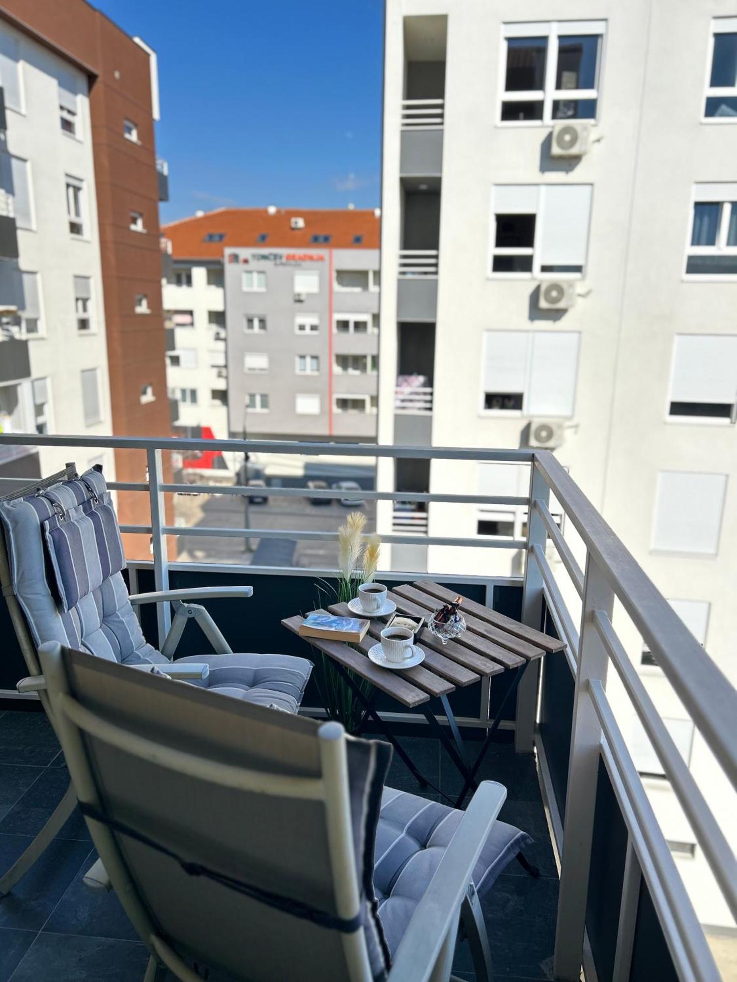 Sunset Apartament *